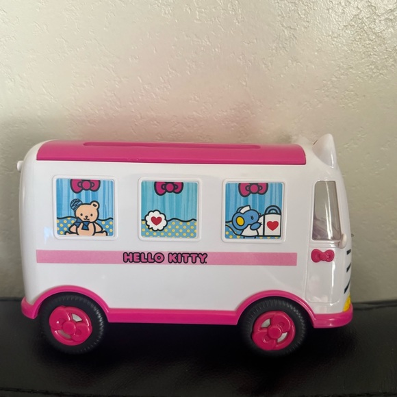 Hello kitty emergency hospital van toy - Picture 5 of 8
